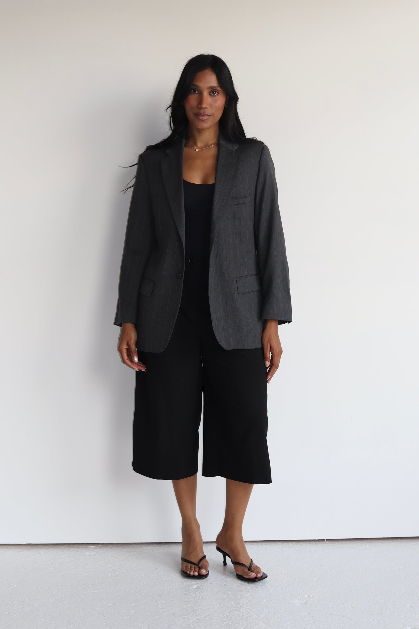 NEW - GRAY STRIPE