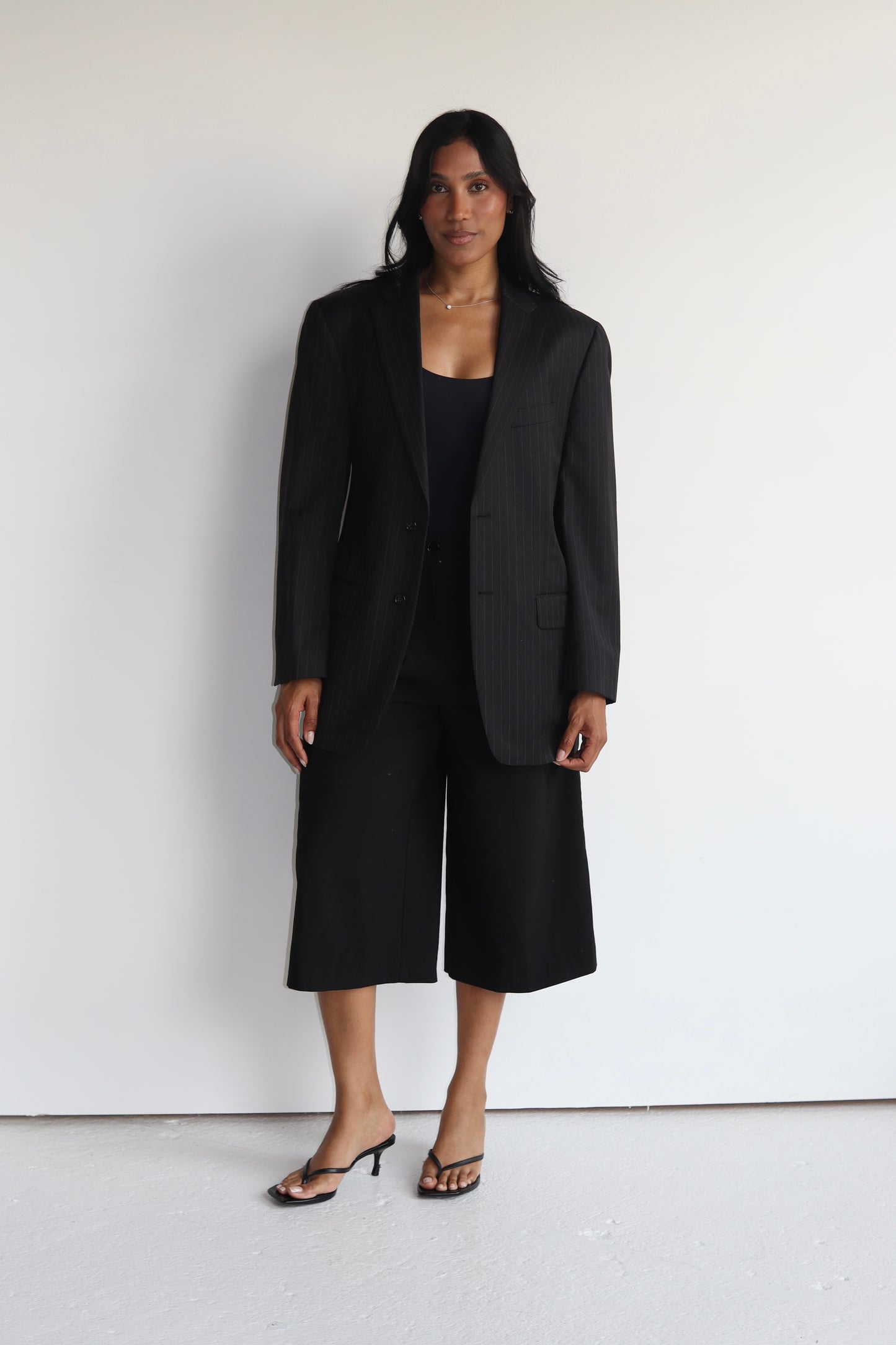 NEW - CHARCOAL LINE