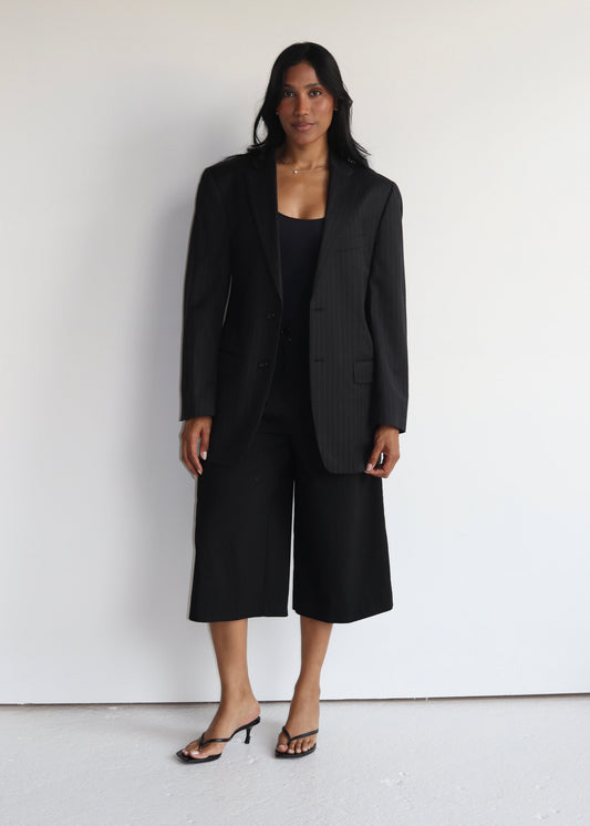 NEW - CHARCOAL LINE
