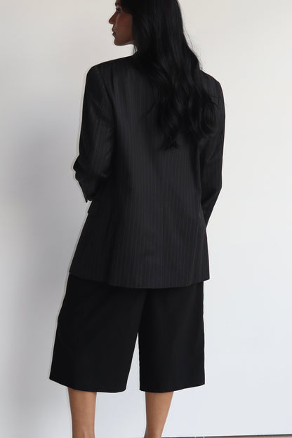 NEW - CHARCOAL LINE