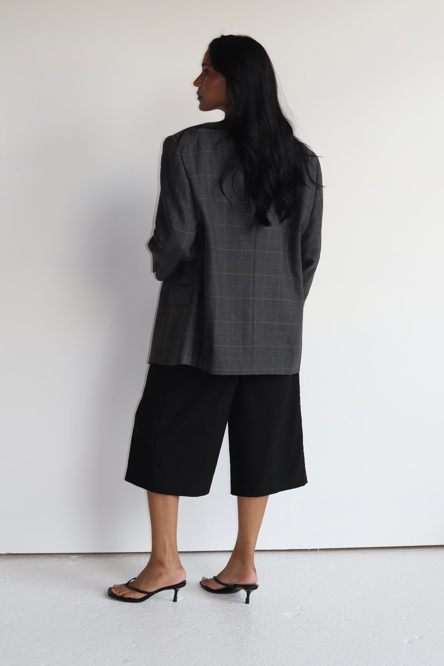 NEW - GRAY PLAID VINTAGE BLAZER