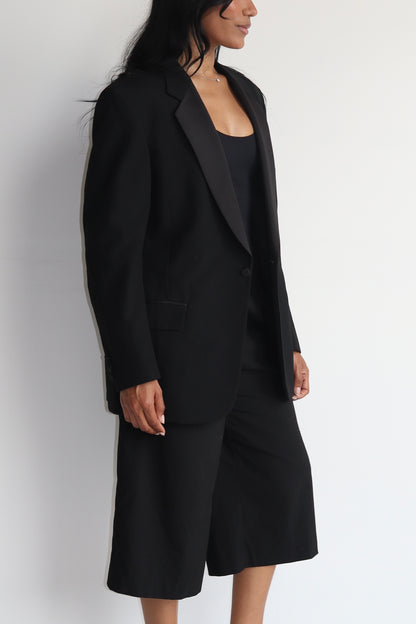 BLACK ELEGANT VINTAGE BLAZER