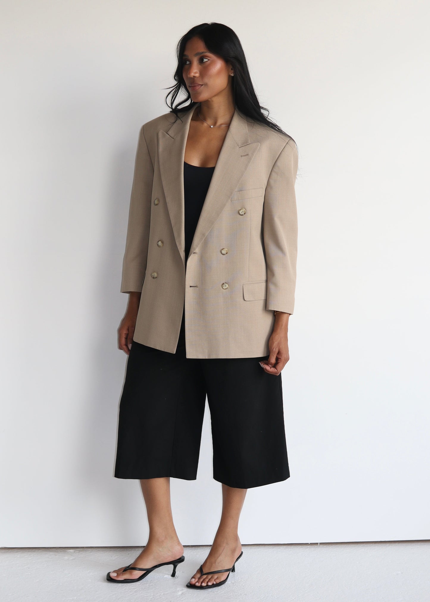 BEIGE VINTAGE