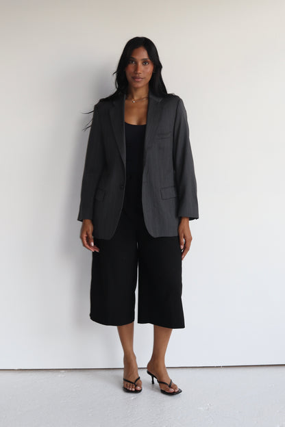 NEW - GRAY STRIPE