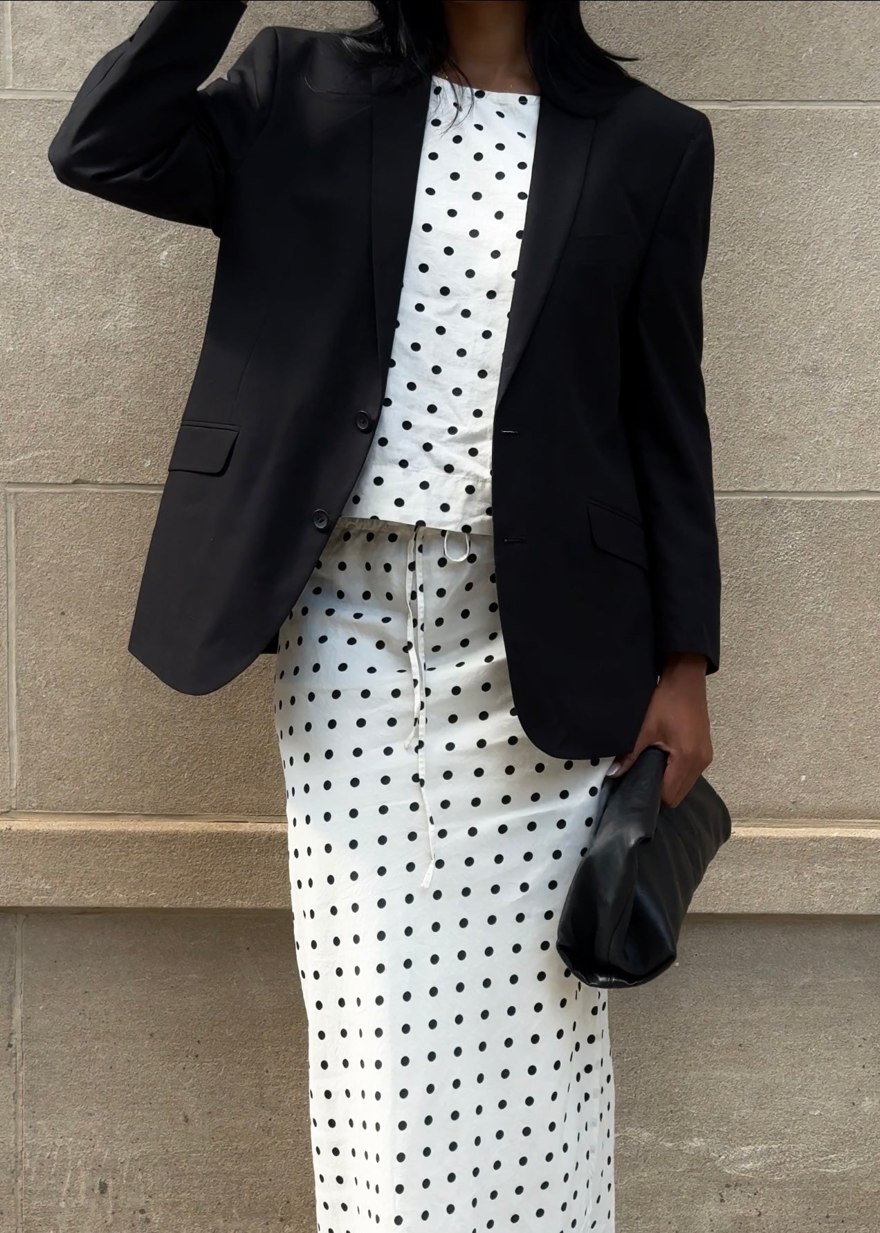 BASIC BLACK VINTAGE BLAZER