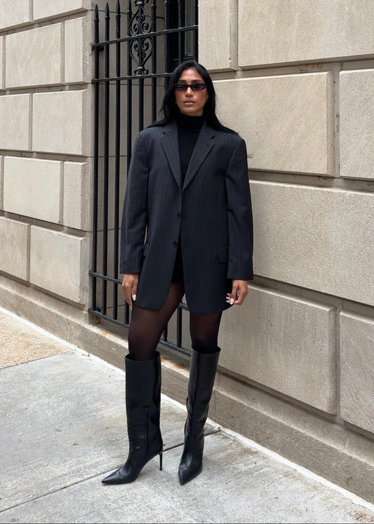 FINE-LINED BROWN VINTAGE